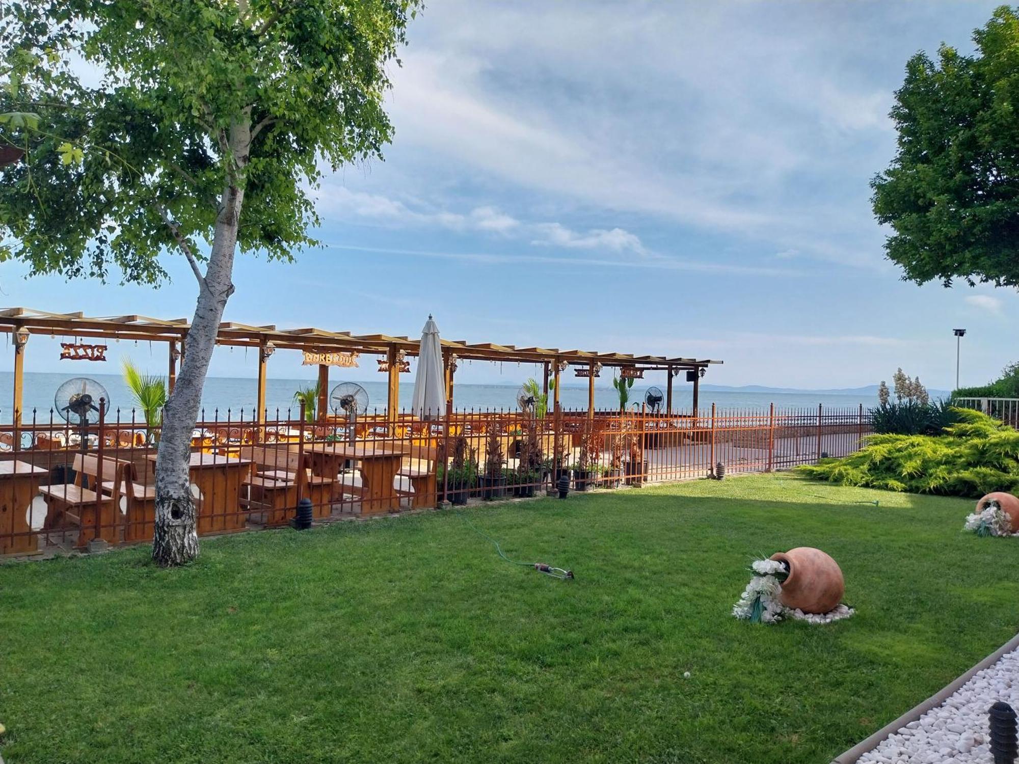 Aura Family Hotel Ravda Exterior foto